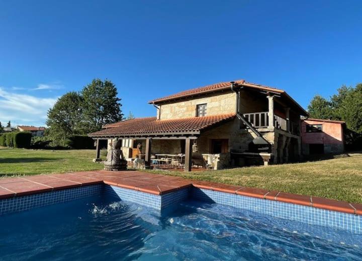 Habitaciones Con Bano Individual En Casa De Campo. Piscina. Amoeiro Kültér fotó