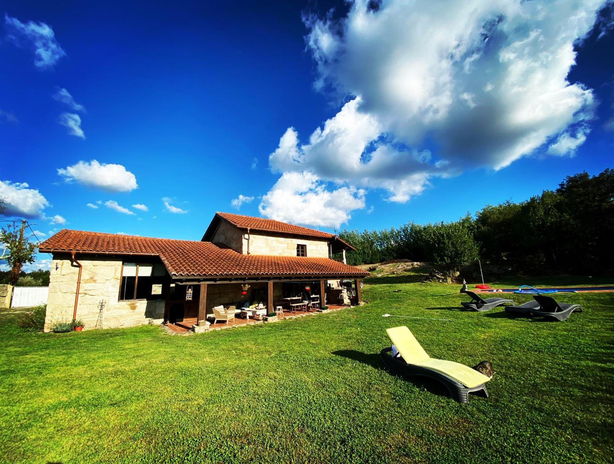 Habitaciones Con Bano Individual En Casa De Campo. Piscina. Amoeiro Kültér fotó